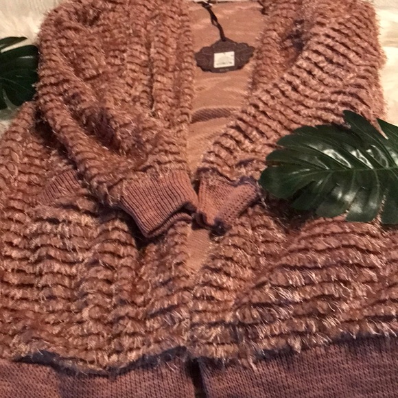 Knox Rose cardigan - Picture 3 of 4
